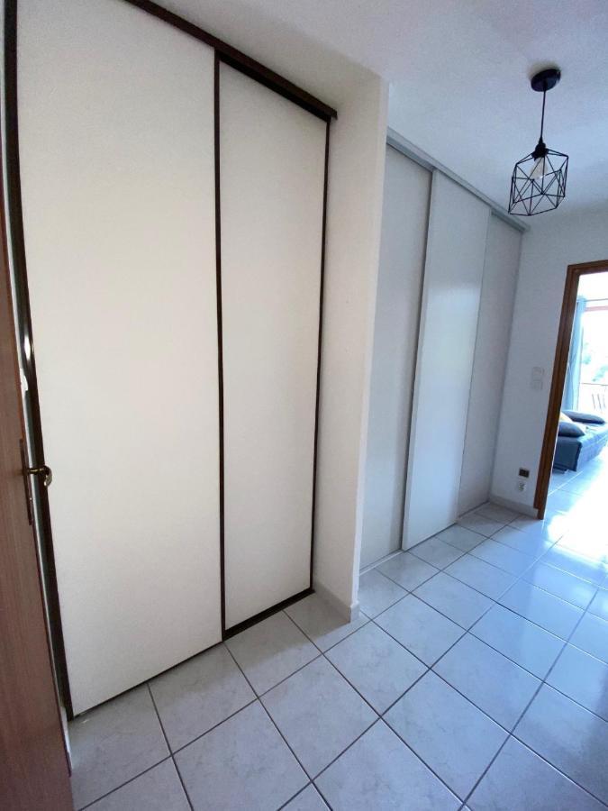 Appartement Situe A Cote Du Lac De Serre Poncon Saint-Sauveur  Eksteriør billede